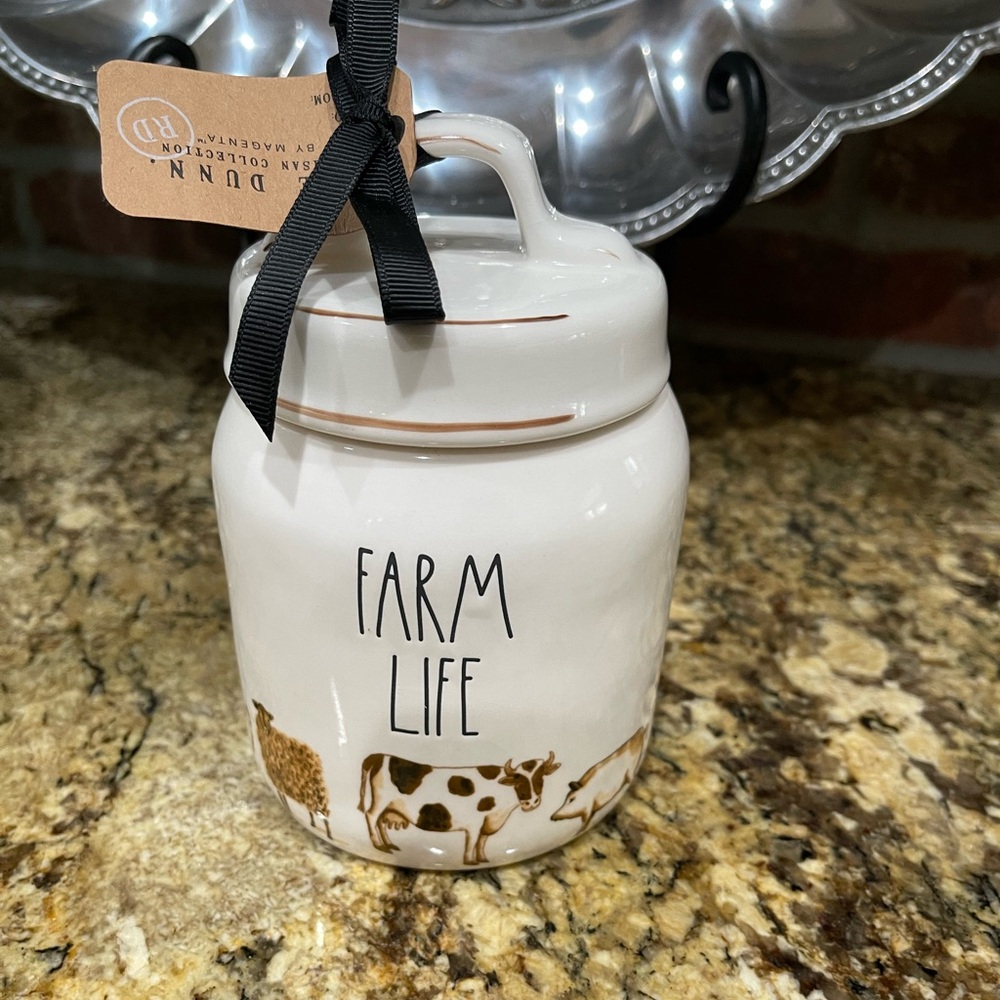 Rae Dunn FARM LIFE farm animals canister  - Never used Brand new PRICE FIRM